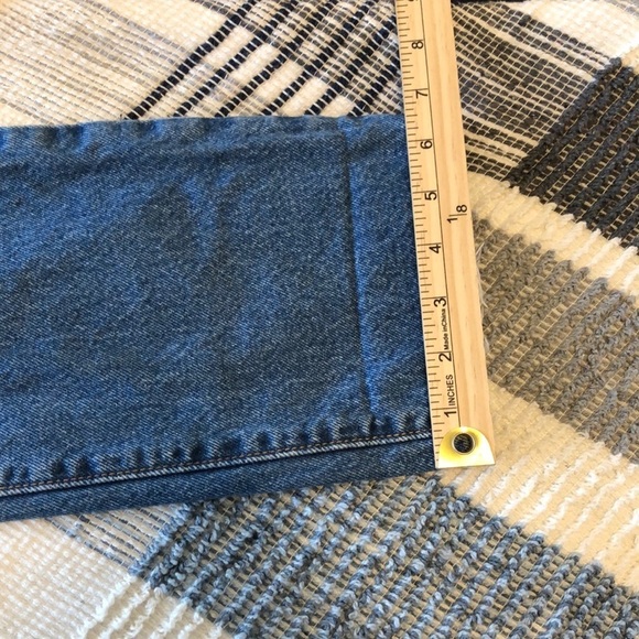 Levi's Womens Jeans Sz 26 Wedgie Straight Med Wash Distressed Denim Casual Thick - Picture 8 of 8